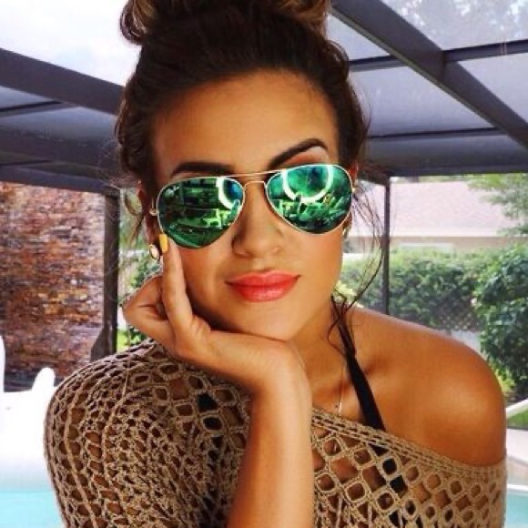 Ray-Ban Accessories - LIKE NEW Green Mirrored Ray Ban Aviator